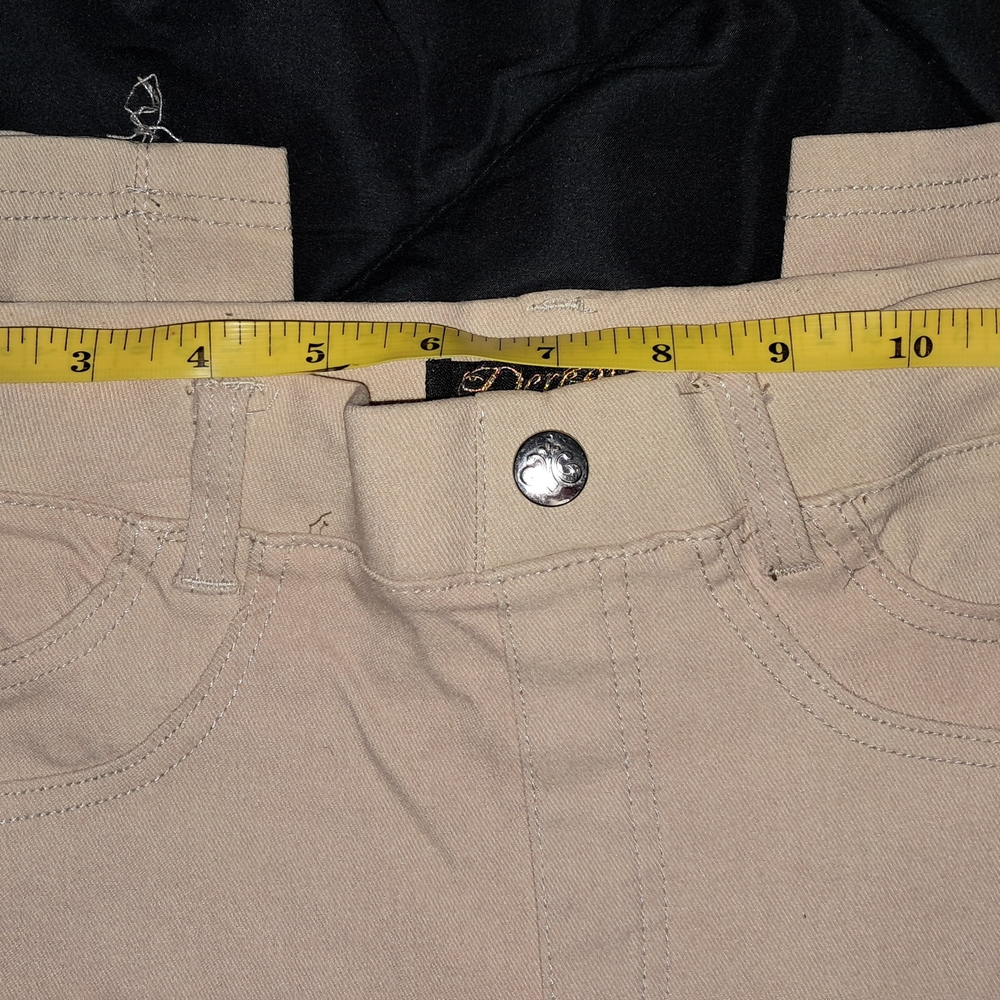 Beige High-Waisted Jeans